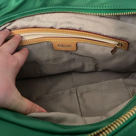 Mz wallace shoulder bag , green gold, used once - Picture 12 of 13